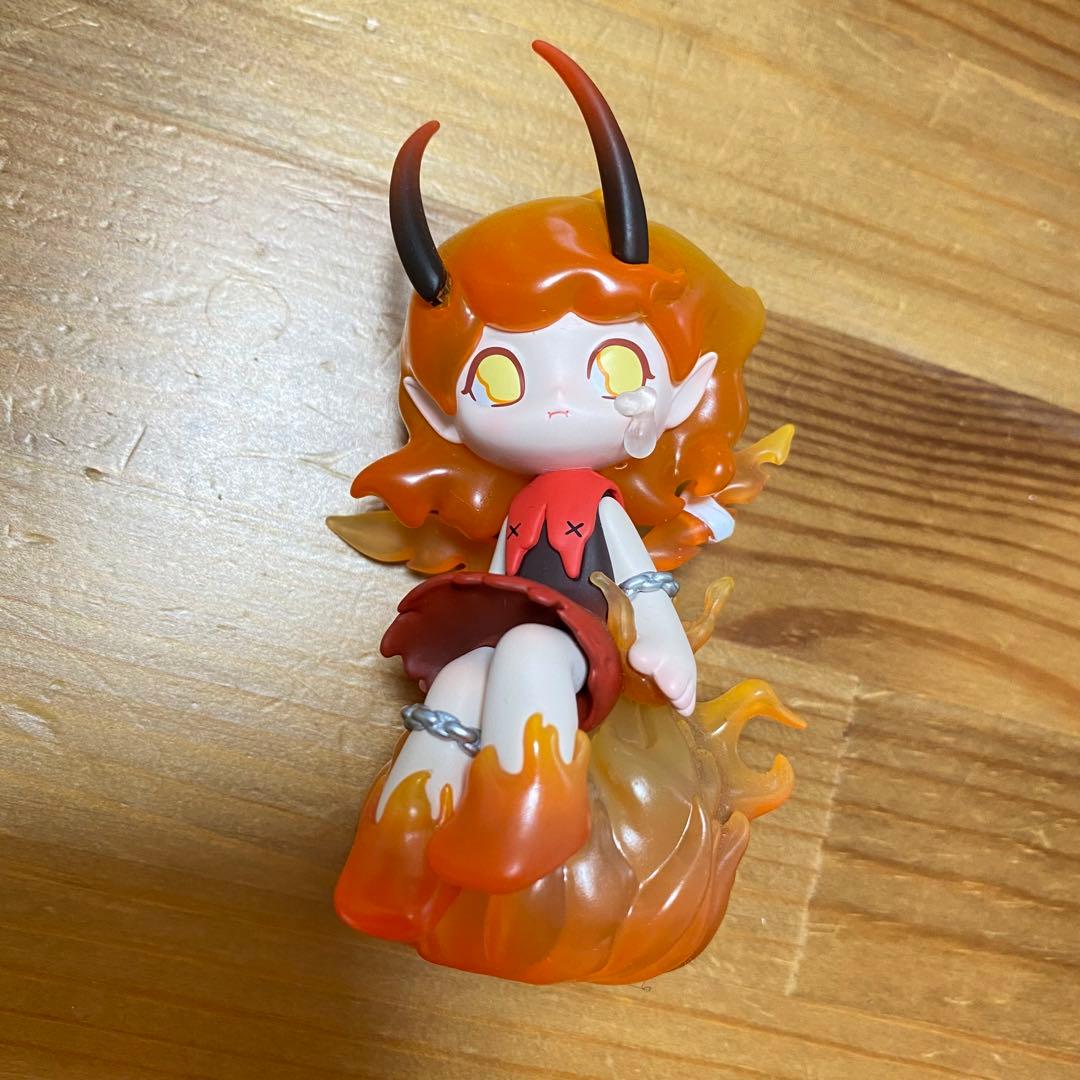 その他 Popmart AZURA