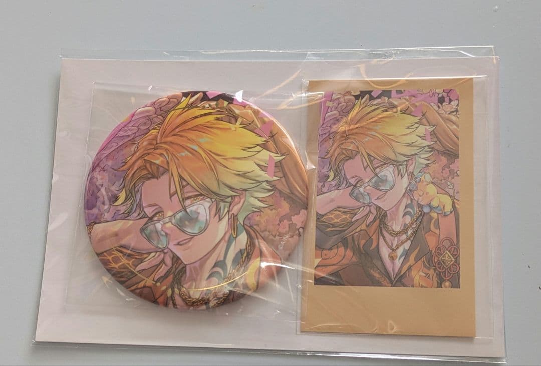 宇佐美リト 誕生日グッズ 2025 箔押し缶バッジ＆チェキ風カード - メルカリ