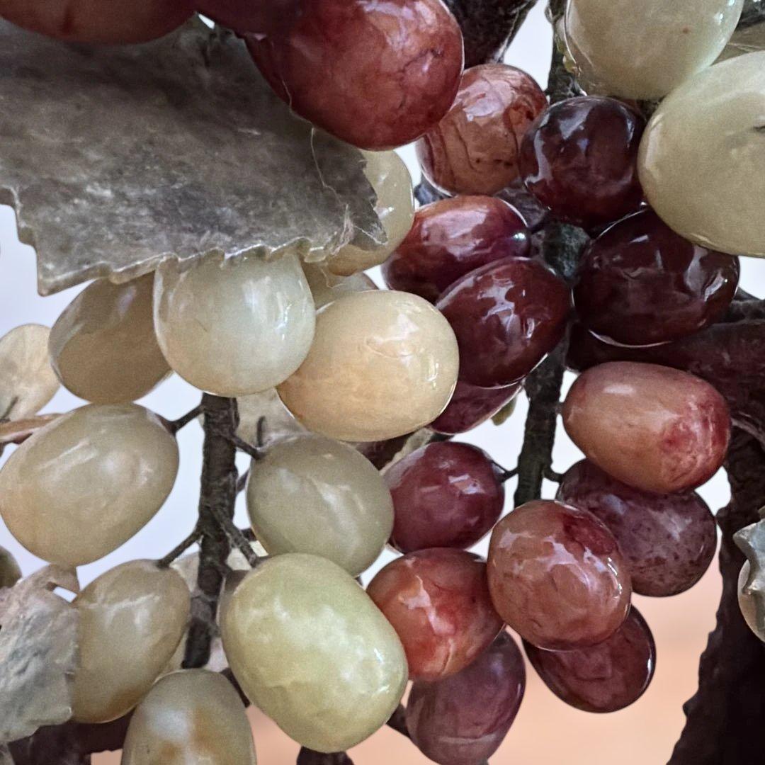 石材製 彫刻 天然石　盆栽風 飾り 桃と葡萄の置物 翡翠 オブジェ 縁起物