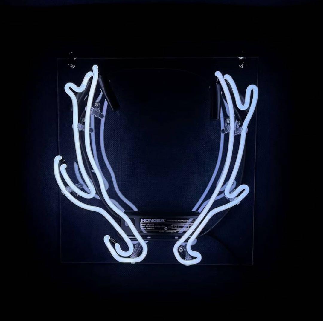 オーダー　ネオンサイン 鹿角デザイン ホワイト ガラス製北欧風 壁掛け装飾