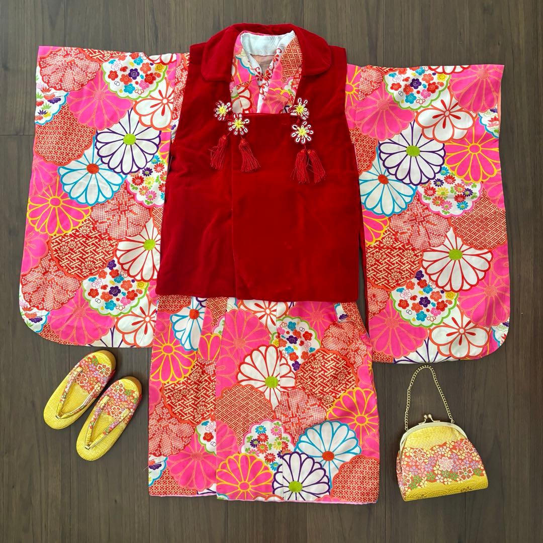 七五三 ３歳 アンティーク 菊丸紋着物 ベルベットの被布セット