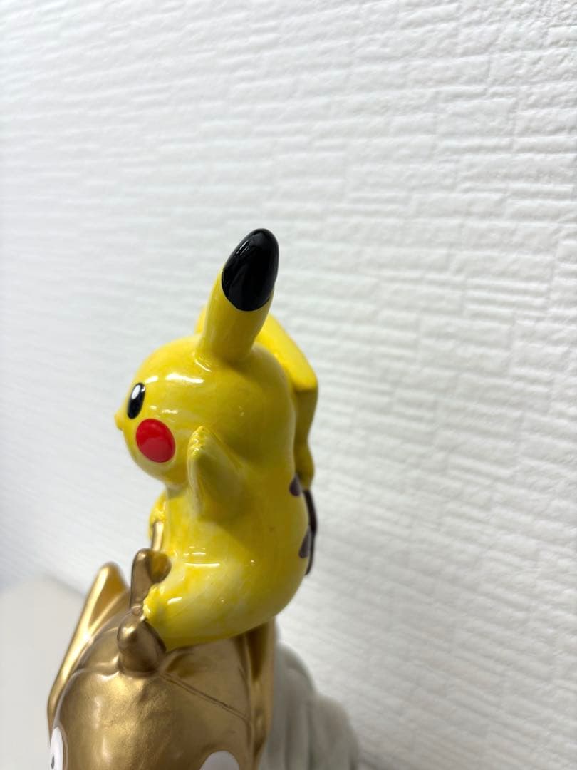 激レア ポケモンセンターナゴヤ限定 金のコイキング&ピカチュウ貯金箱