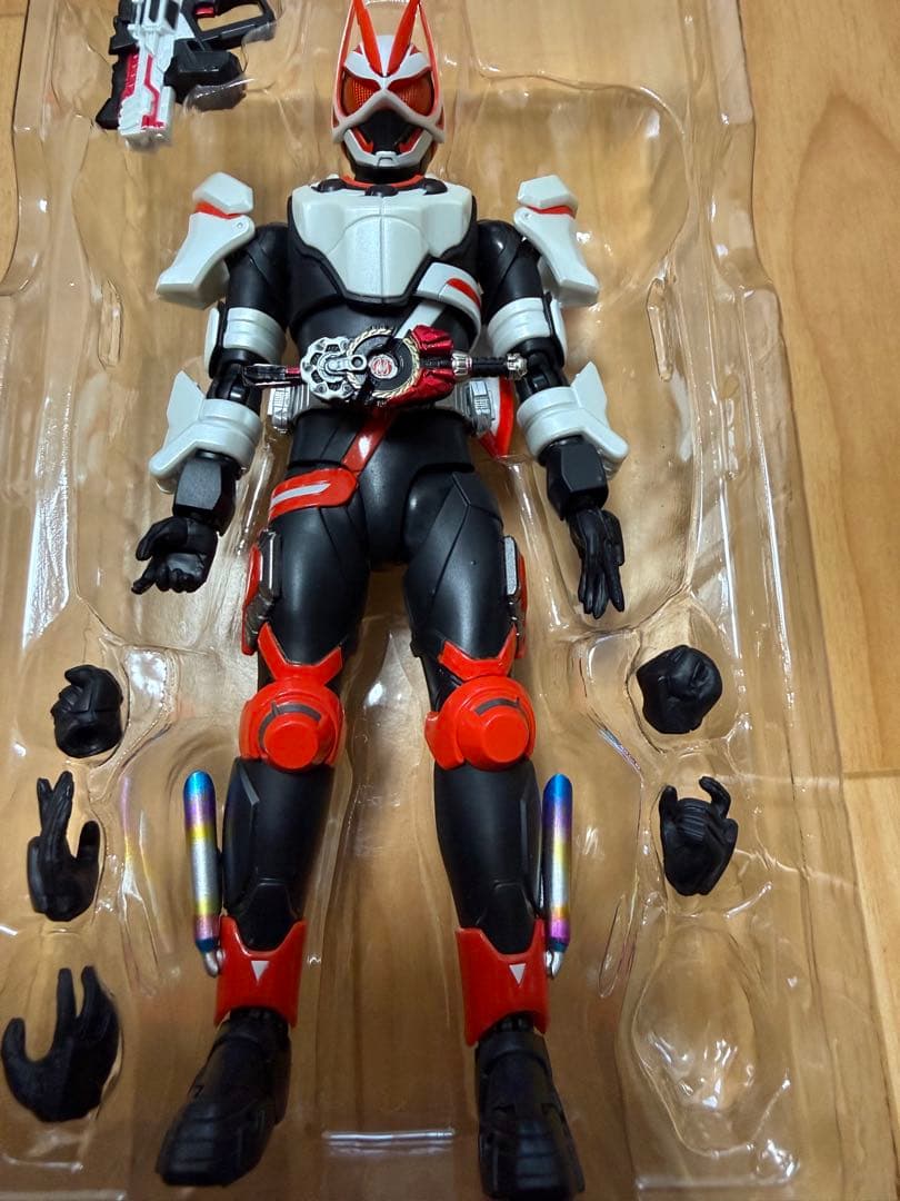 【訳あり】S.H.フィギュアーツ 仮面ライダーギーツ　2種セット
