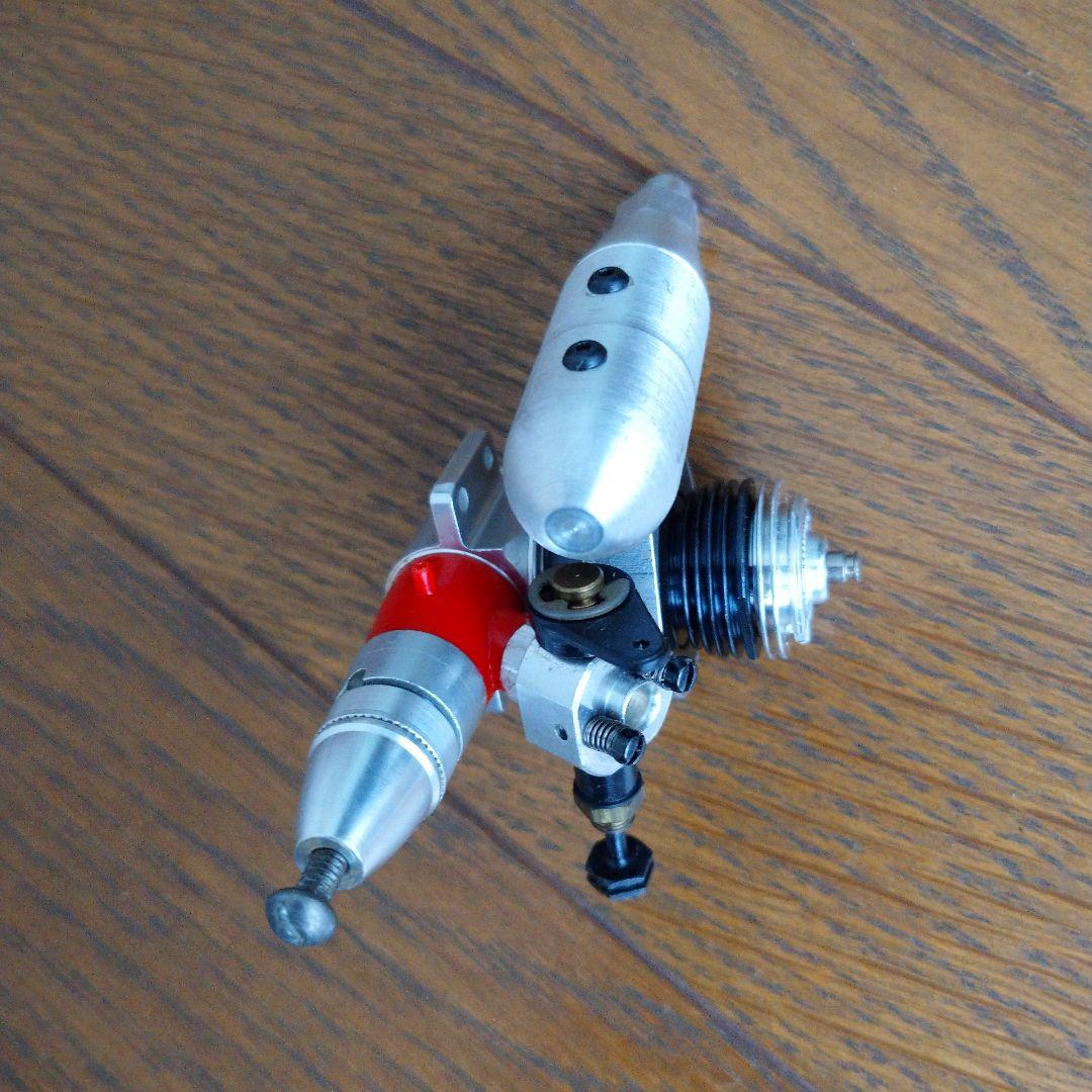 【希少】ラジコン飛行機 小型エンジン COX TEE DEE 05➕051