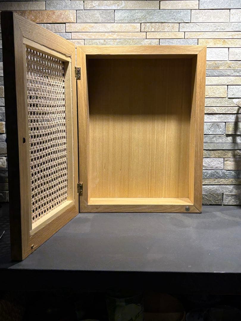 新品未使用 vamir 収納ボックス 韓国 香水棚 ラタン