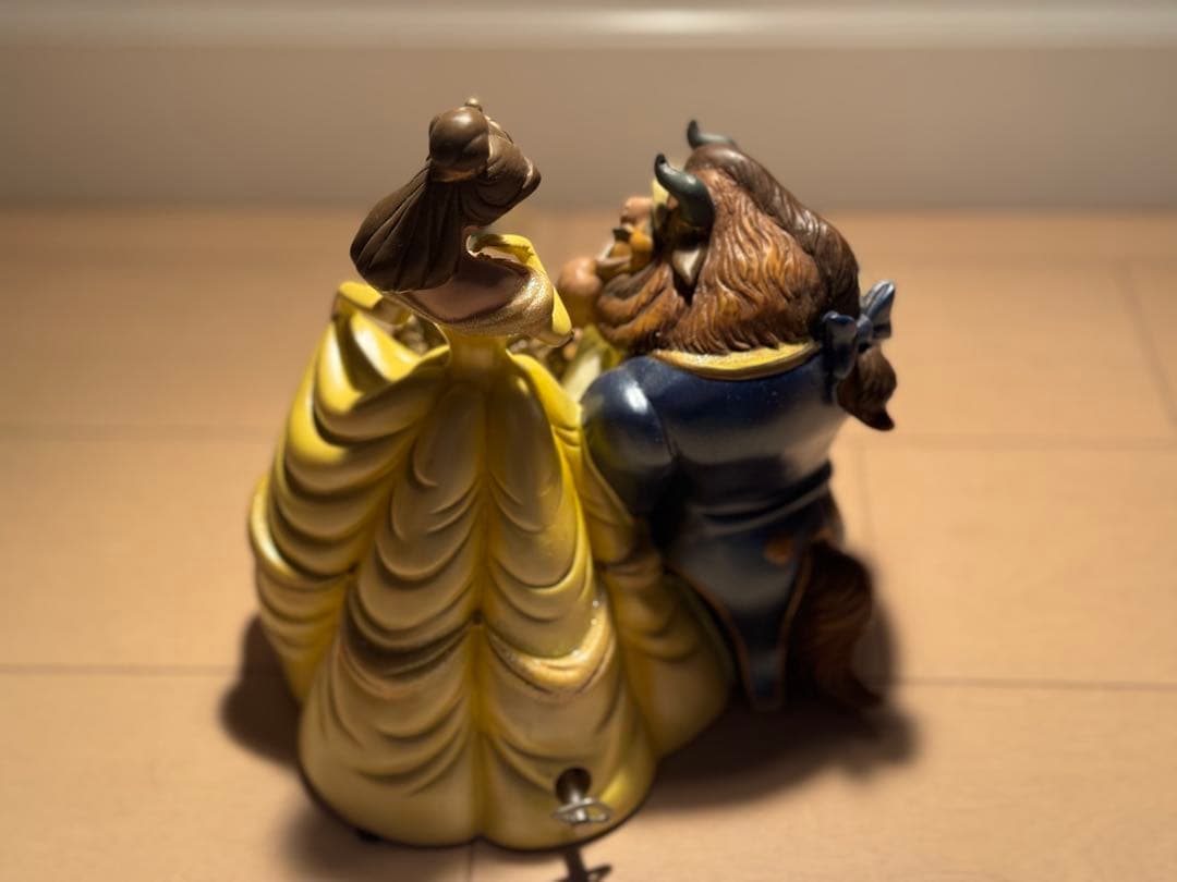 【激レア★ 海外パーク品】美女と野獣　スノードーム　スノーグローブ　オルゴール