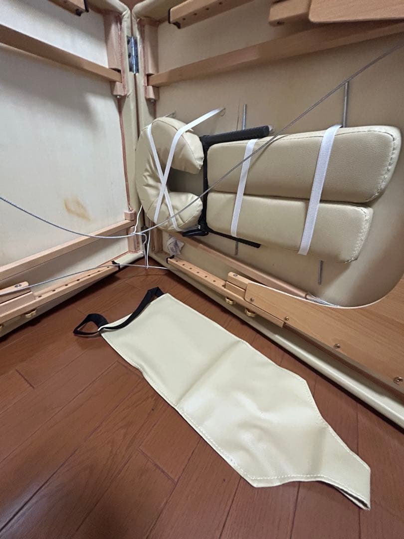 NEW Stella VI ニューステラ 折りたたみ式マッサージベッド