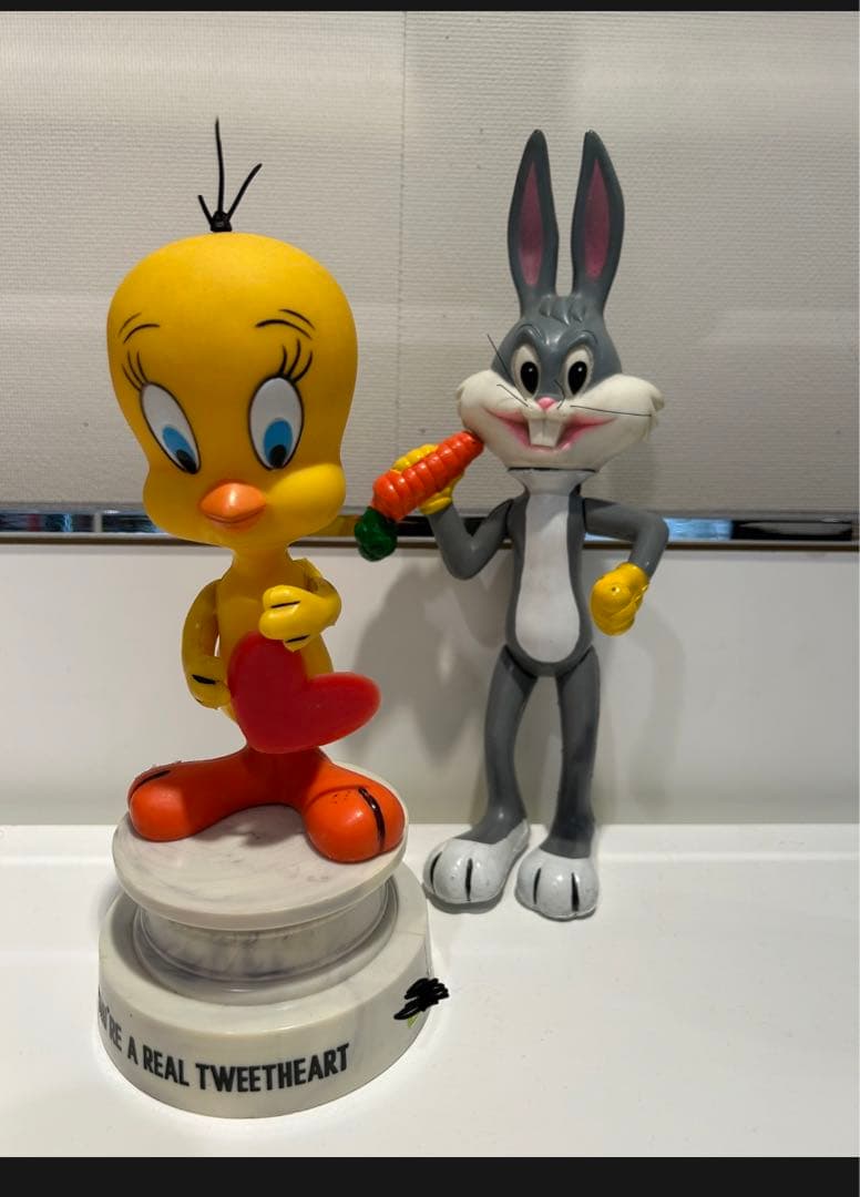 1971年DAKIN社製 レアなトゥイーティー バックスバニー - メルカリ