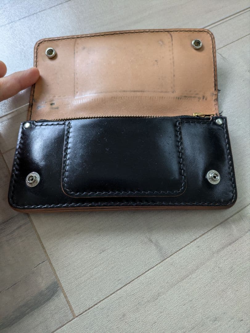 コードバントラッカー財布