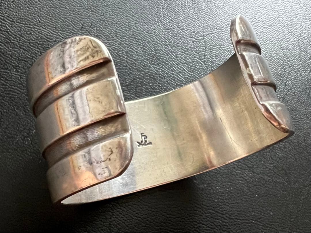 故Frank Patania Sr.1940'sバングル インディアンジュエリー