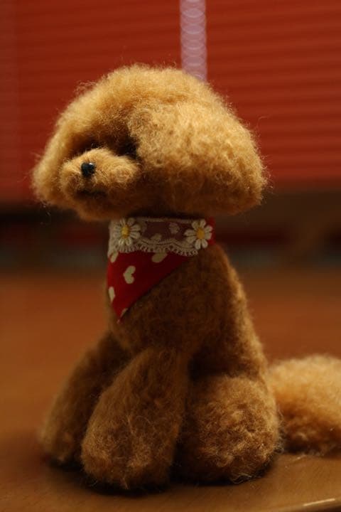 羊毛フェルト　トイプードル(レッド)