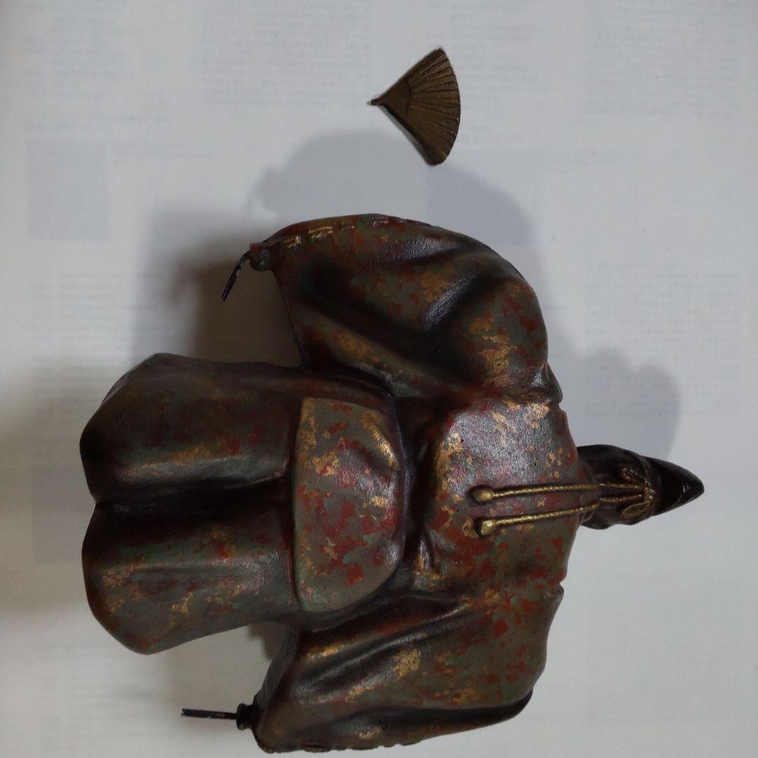 幸運のブロンズ像