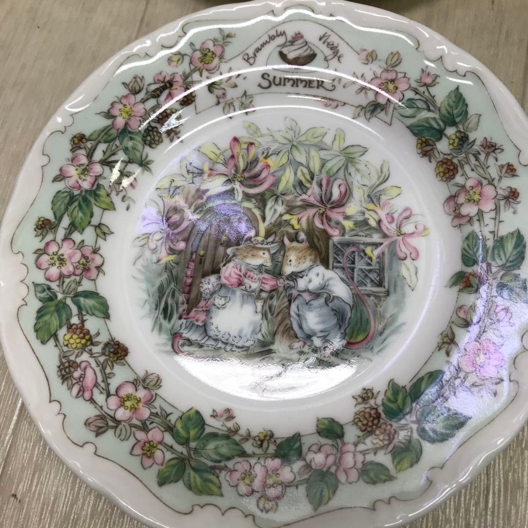 ロイヤルドルトン ブランブリーヘッジ Four seasons 16cmプレート