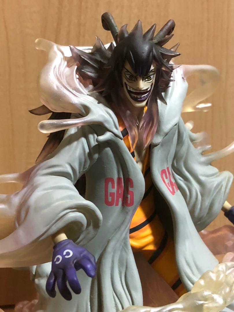 シーザー　クラウン　フィギュアアーツ