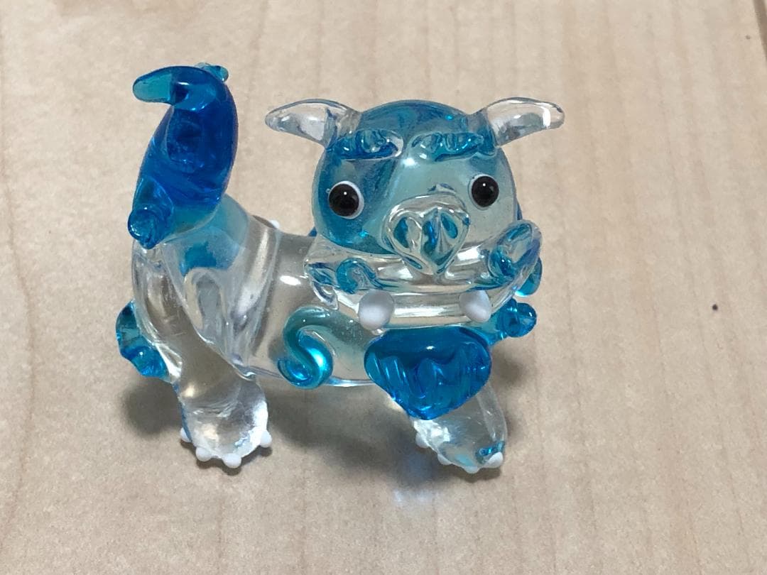 シーサー　置き物　ガラス　新品・未使用【匿名配送】