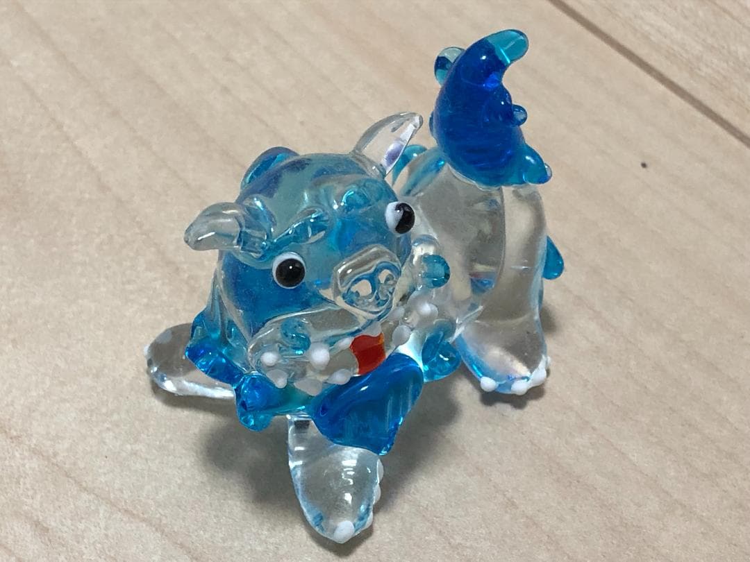 シーサー　置き物　ガラス　新品・未使用【匿名配送】