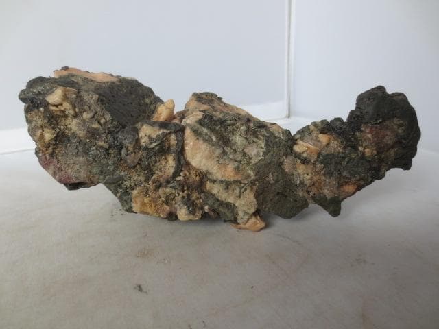 R7/09/5-12　八瀬　桃源石　巌上茅舎　龍石台座　幅18㎝