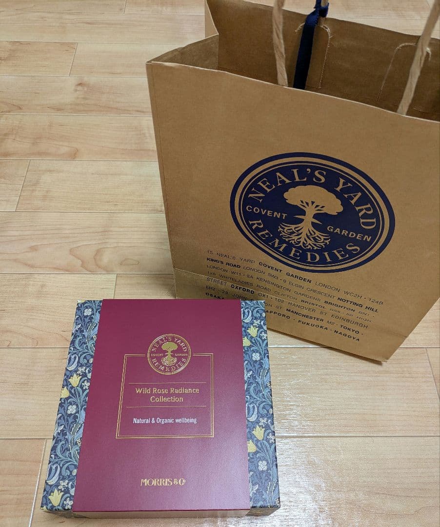 ニールズヤード　ワイルドローズ　ラディアンスコレクション