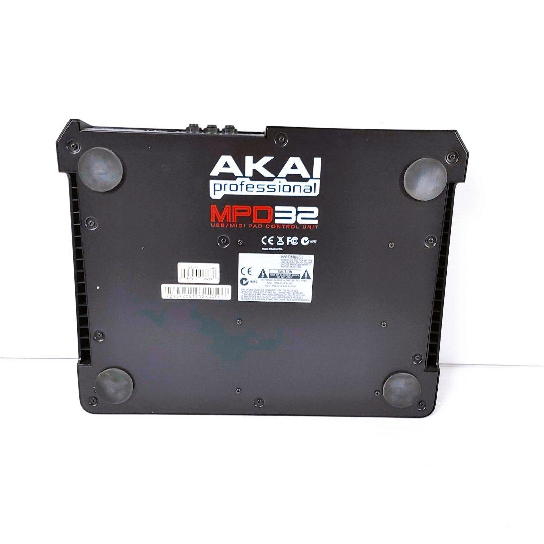 AKAI Professional MPD32 MIDIコントローラー