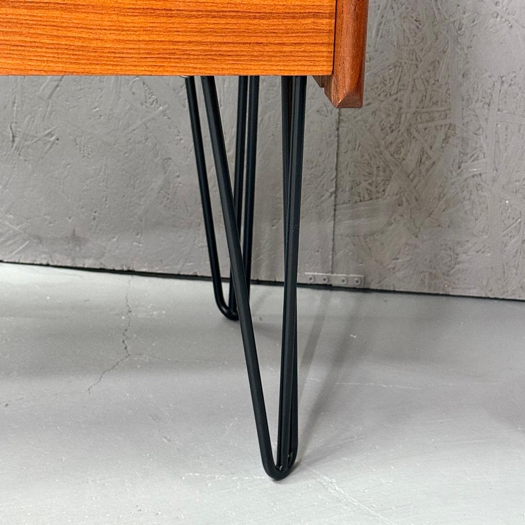 White & Newton ヴィンテージ ピンレッグ チークデスク(401)