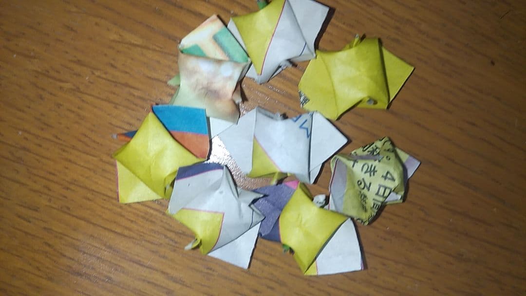 千羽鶴 (イエロー）