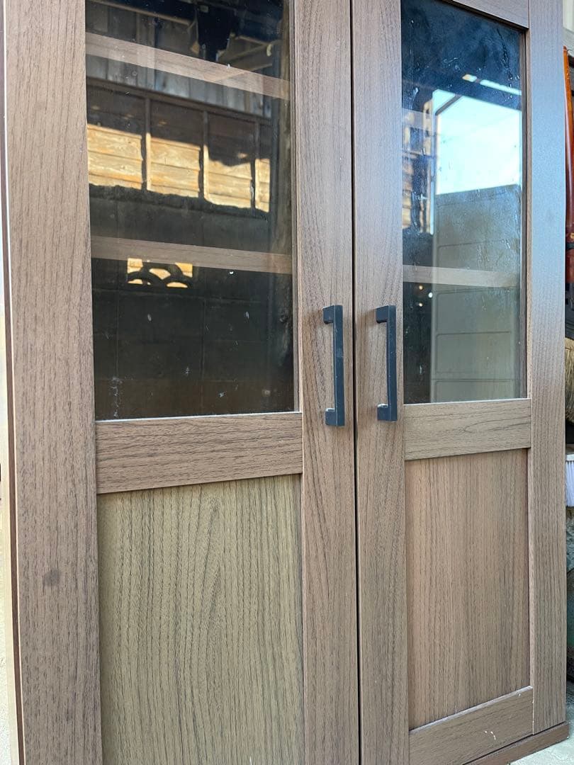 ニトリ　ガラスキャビネット　食器棚