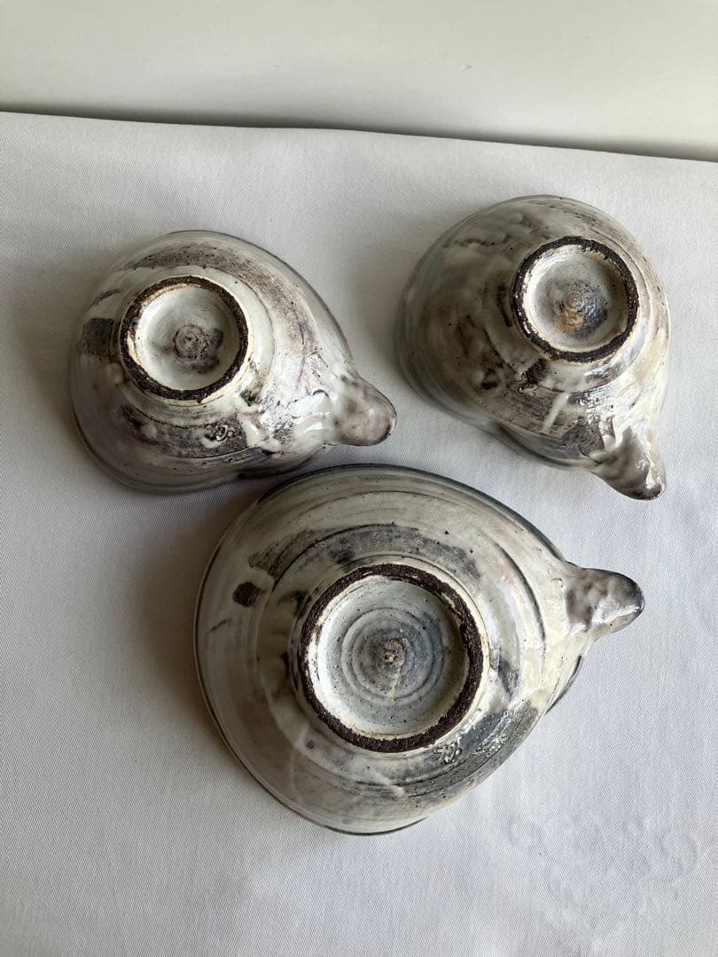 粉引き片口３個　陶器鉢ボウル　白泥化粧掛け　酒器ピッチャー　粉青沙器