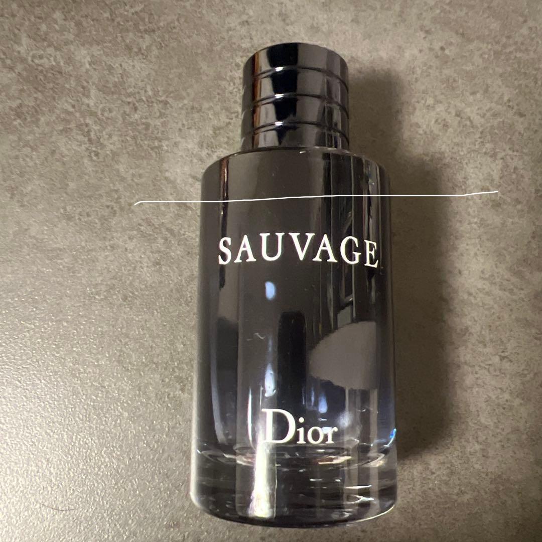 Dior Sauvage 香水