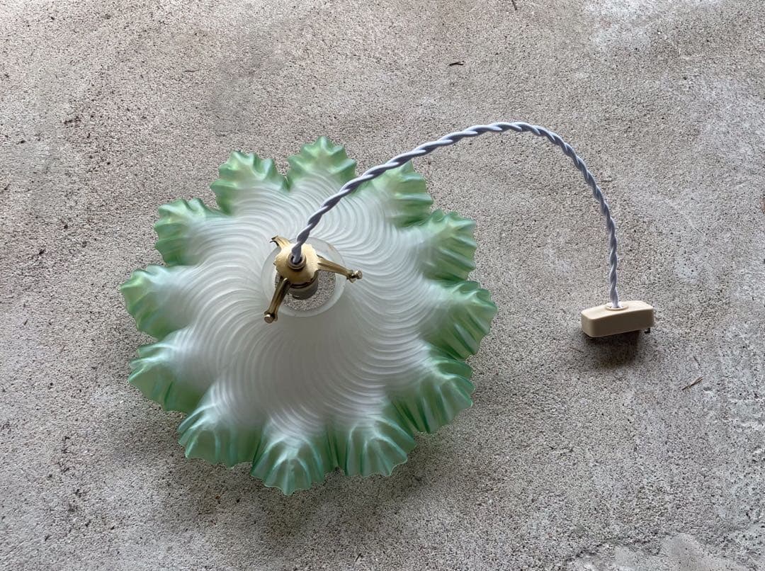 74. 40’s フランスアンティーク　古民家 ガラスシェードペンダントランプ