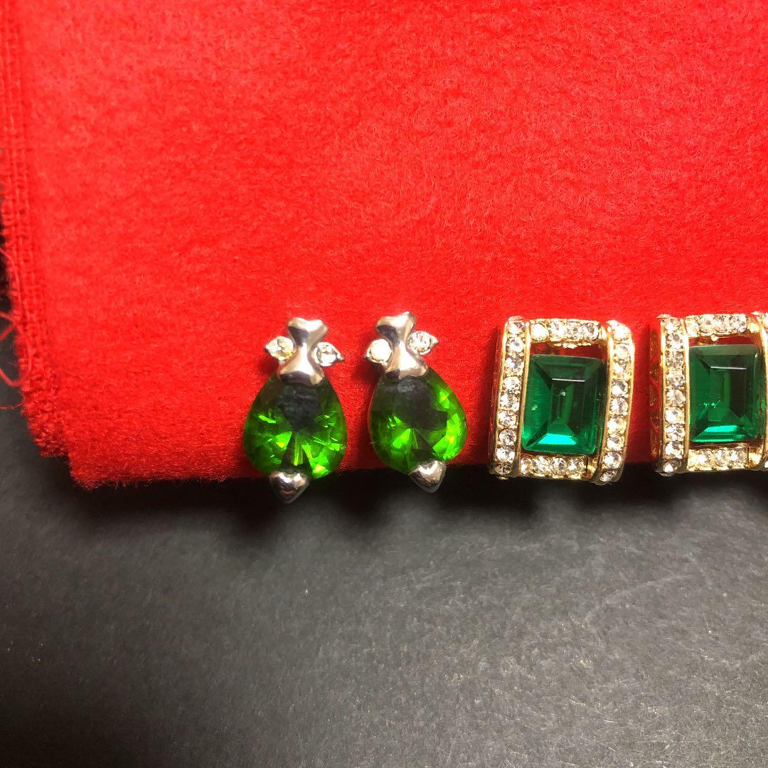 61 62 63 64イヤリング