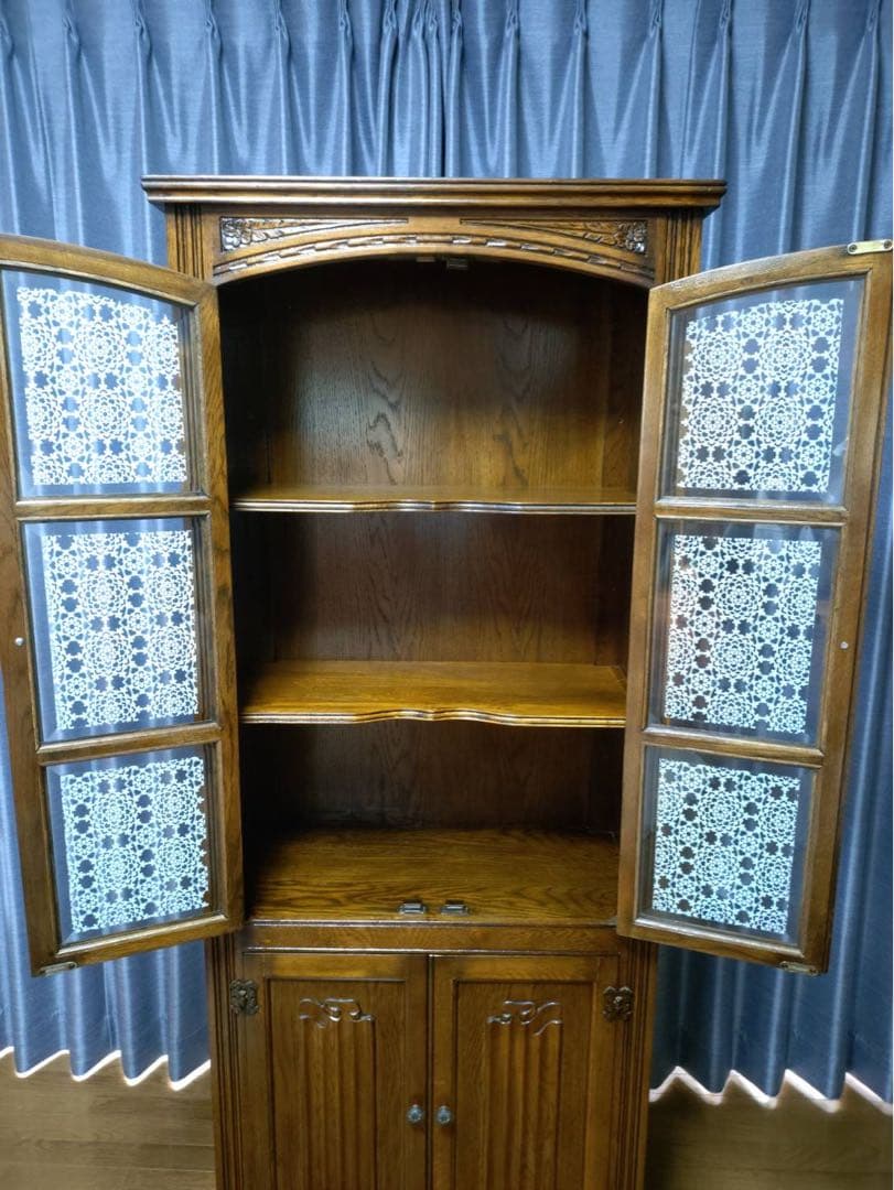 木製ダークブラウンキャビネット　アンティーク