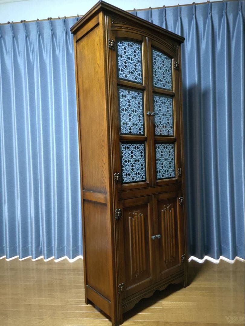 木製ダークブラウンキャビネット　アンティーク