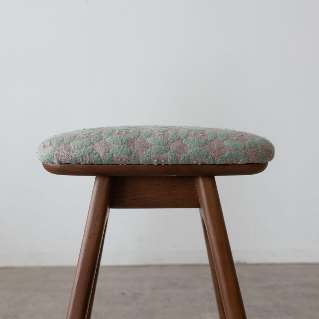 キッチンスツールBR H630＋ミナ ペルホネン　dear gray