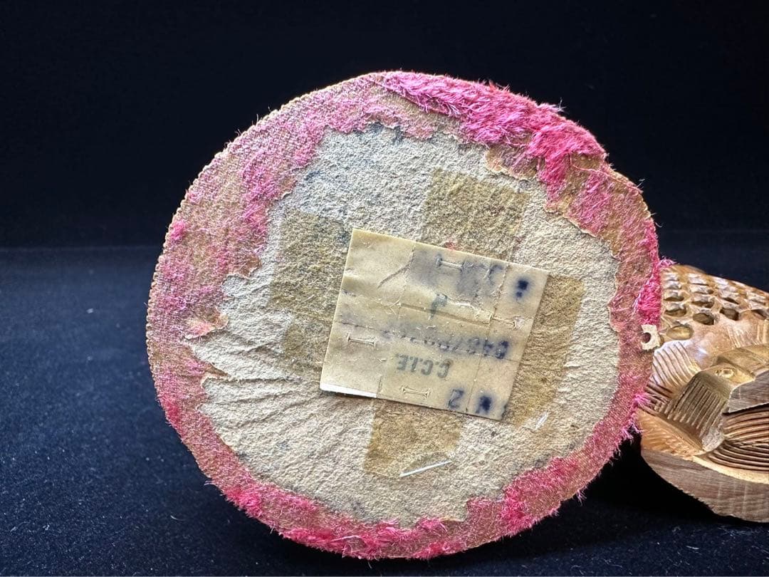 木彫り　白檀　インド　仏像　彫刻 置物　細密細工　骨董　アンティーク