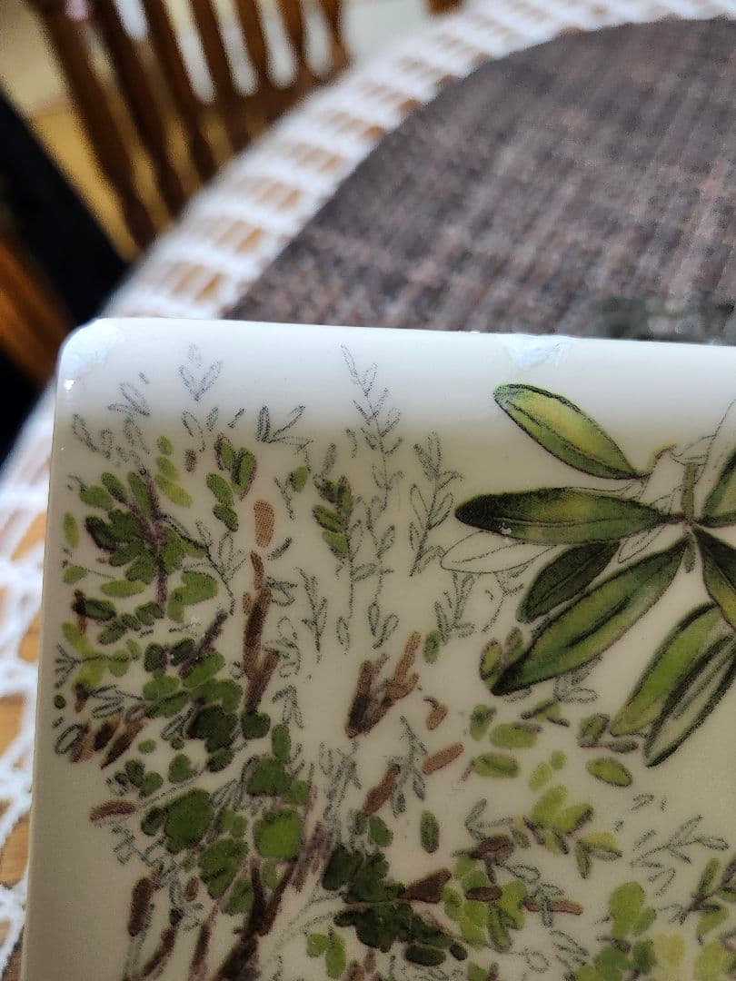 GIEN フルーツと風景のデザイン皿