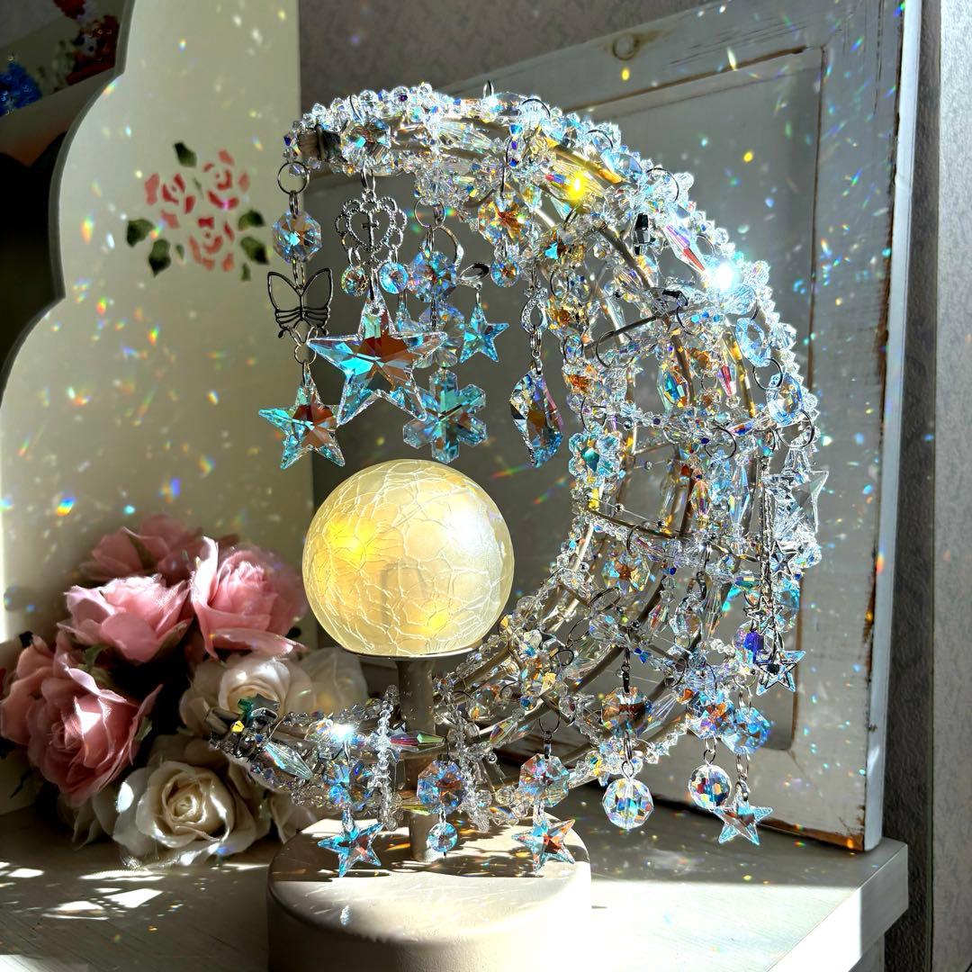 みるくみるく✩.*˚ ライトスタンド✩SWAROVSKIサンキャッチャー