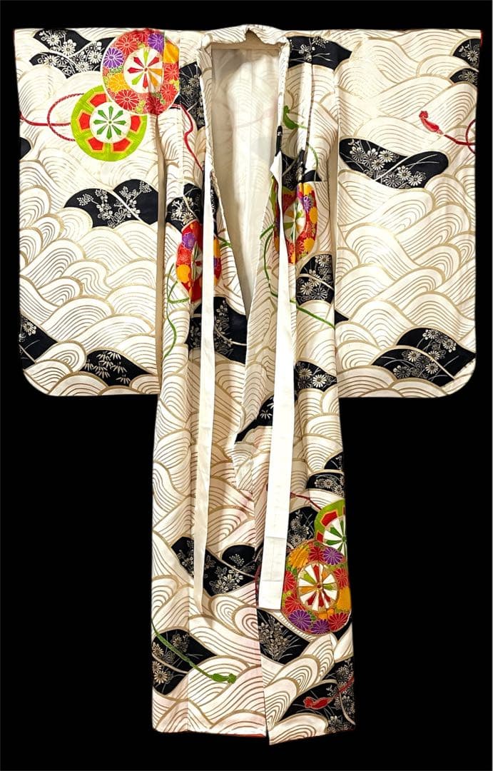 □七五三　正絹女児振り袖着物　金青海波　車輪　金駒刺繍　セミアンティーク