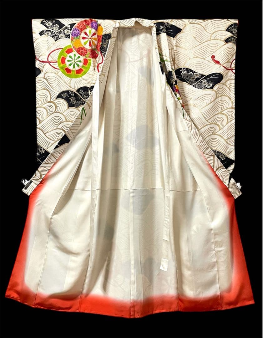 □七五三　正絹女児振り袖着物　金青海波　車輪　金駒刺繍　セミアンティーク