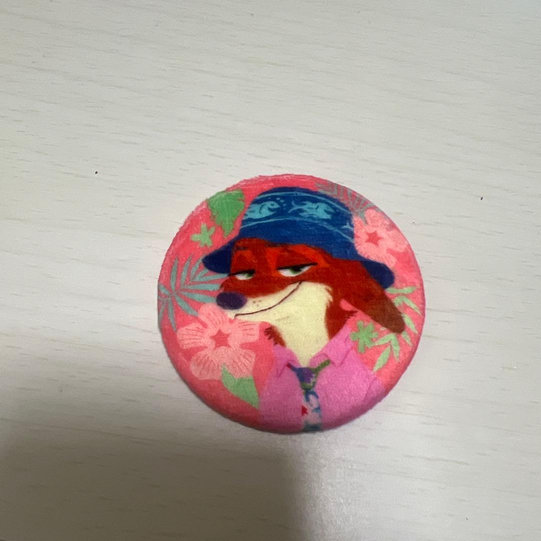 新品未使用】ズートピア2 ブラインドふわふわ缶バッジ ニック - メルカリ