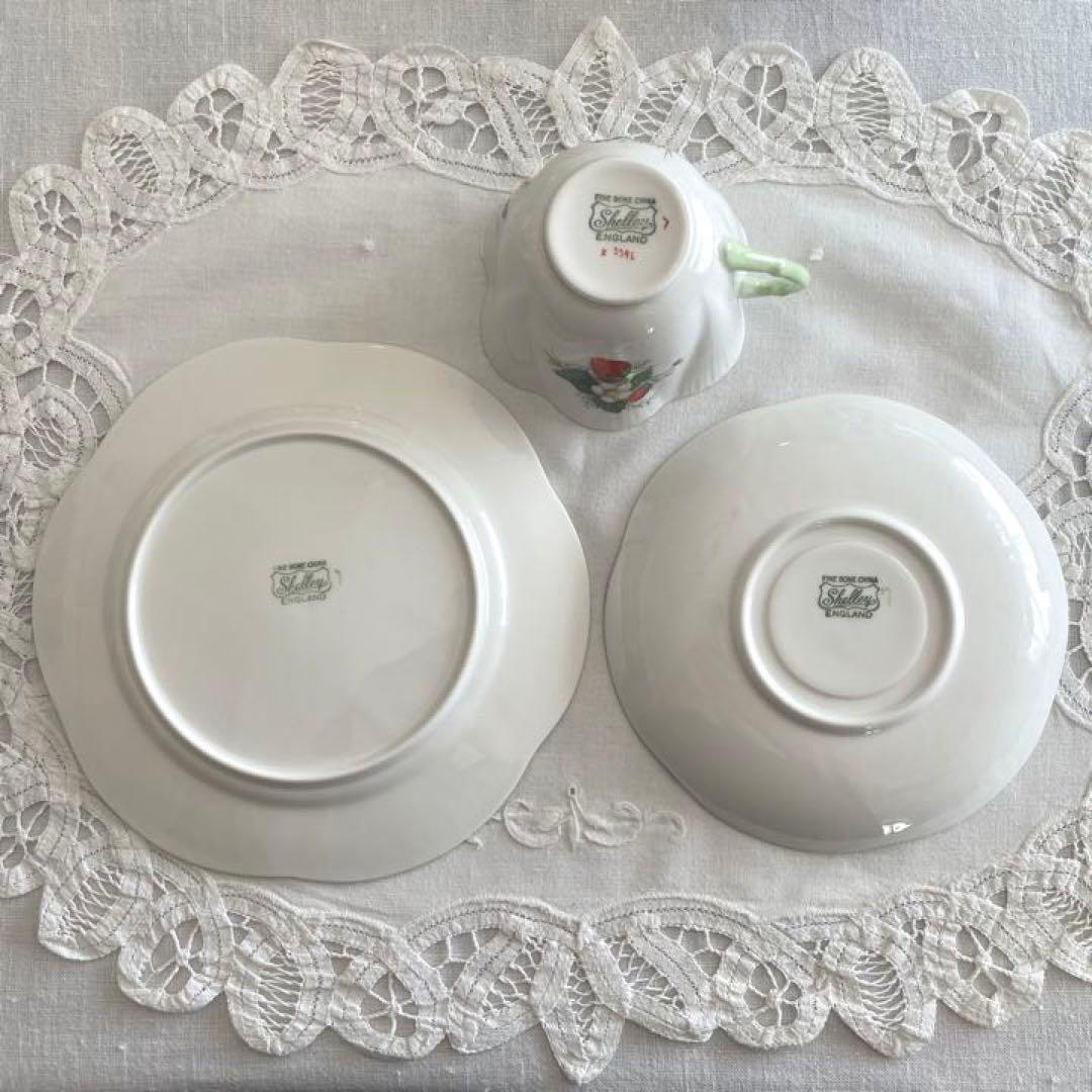 シェリー Shelley レア 希少 ストロベリー デインティシェイプのトリオ①