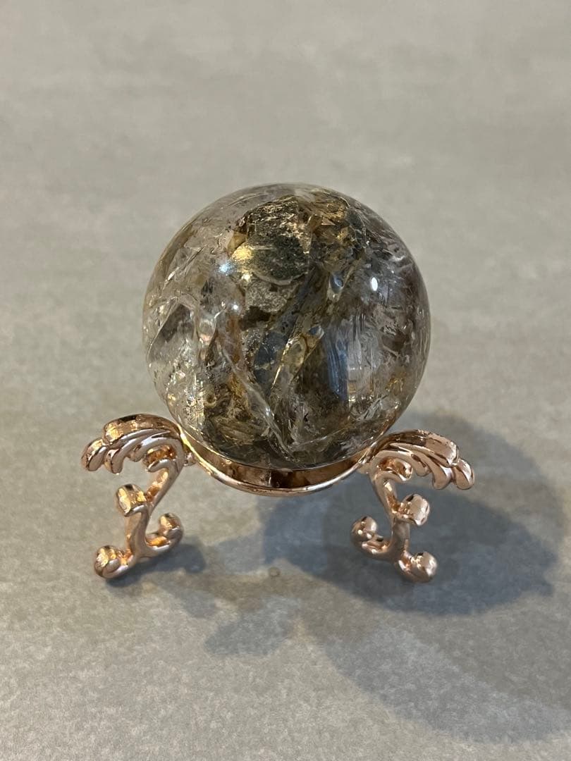 エレスチャルクォーツ　骸骨水晶　スフィア　3.7cm