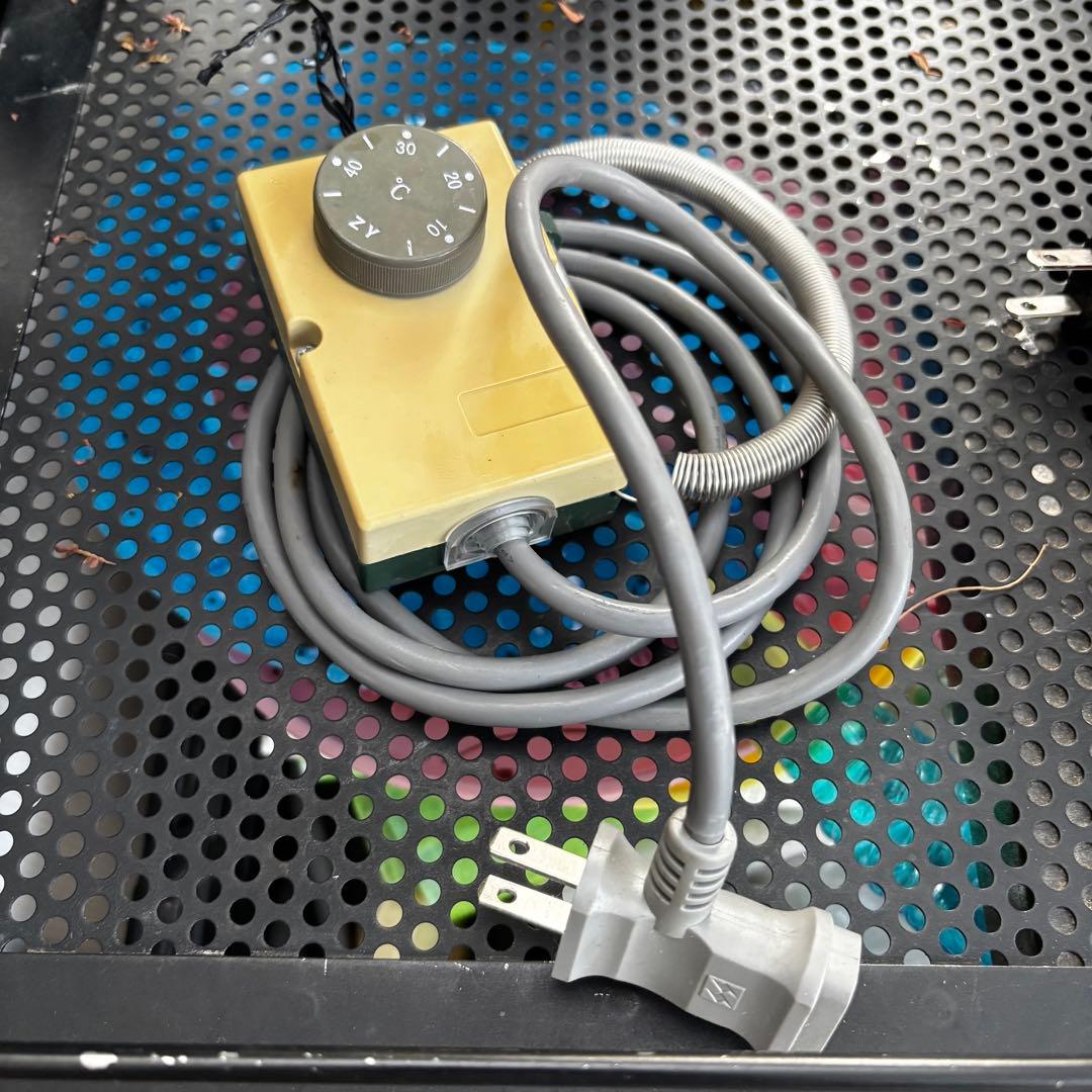 美品 温室用 パネルヒーター NS-250 250W サーモ付 昭和精機工業