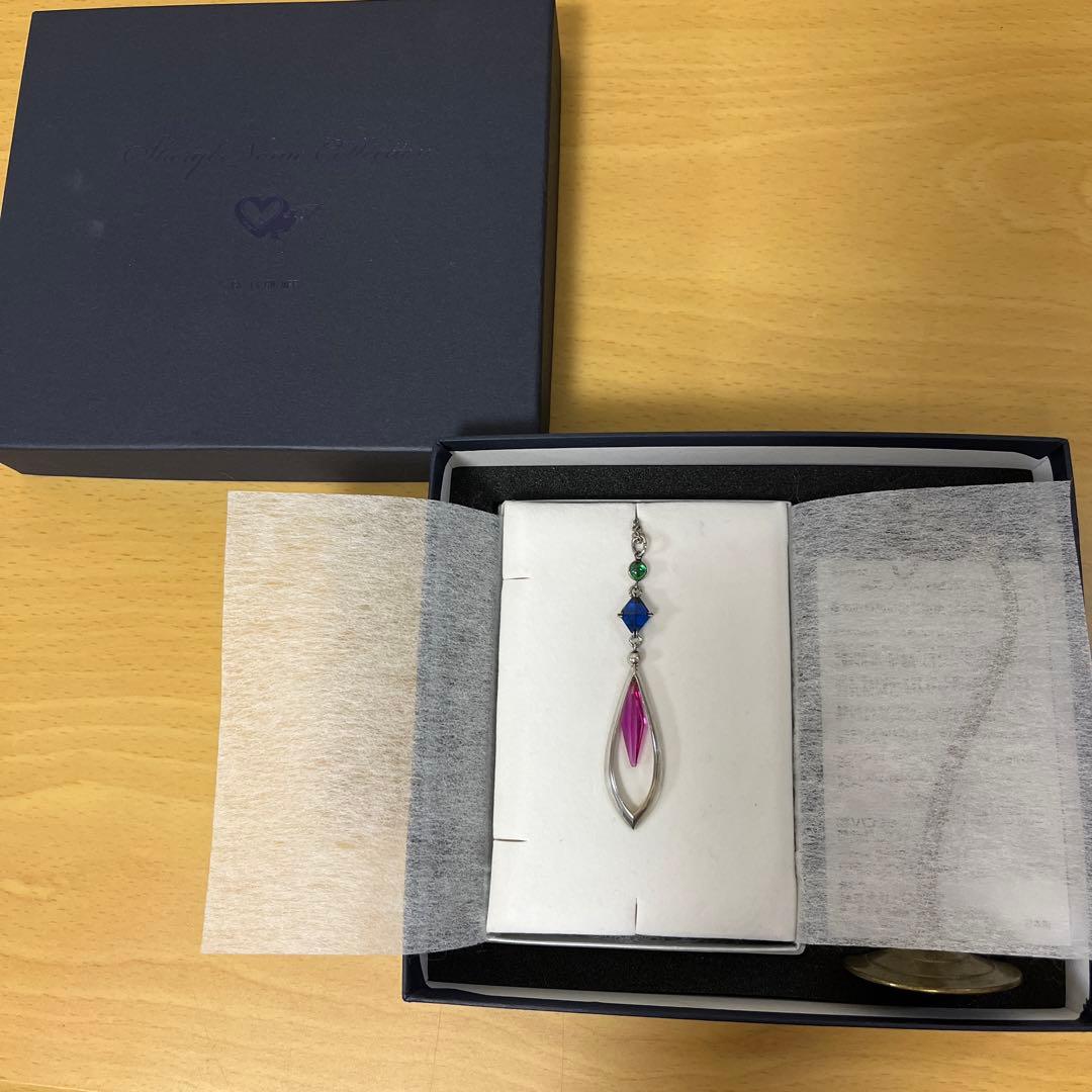 劇場版マクロスFシェリル・ノームコレクション シルバーペンダント台座付き