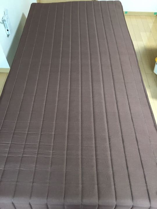 シングル ベット 脚付マットレス 組み立て式 ブラウン