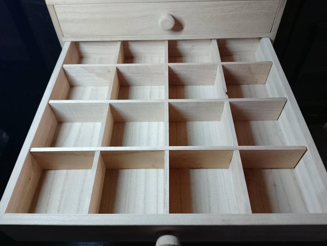 総桐 無垢 木製 小引き出し 5段 仕切り付き ナチュラル 収納箱 桐箱