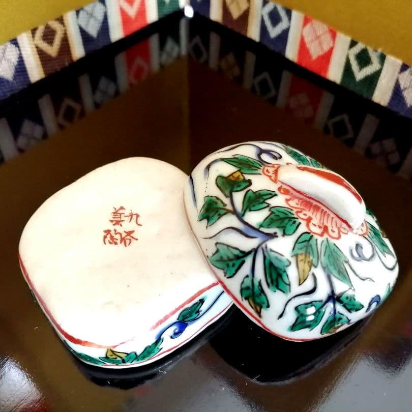 九谷焼 加州山代窯 九谷美陶園 茶道具 香合 骨董 古美術 古九谷 手描き