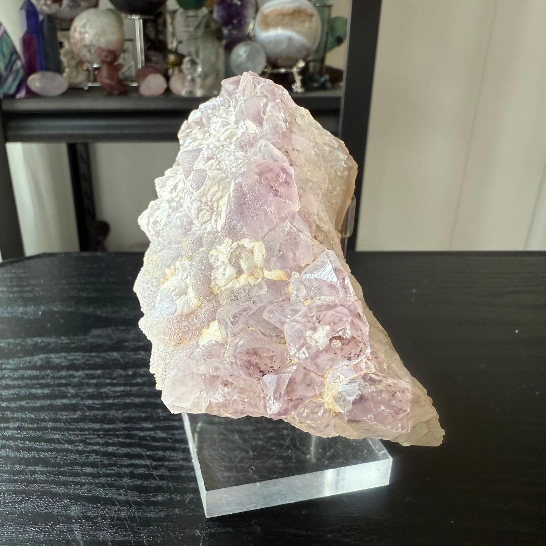 天然石 タイチンルチルクォーツ共生アメジストの原石　置物共生NO.010703