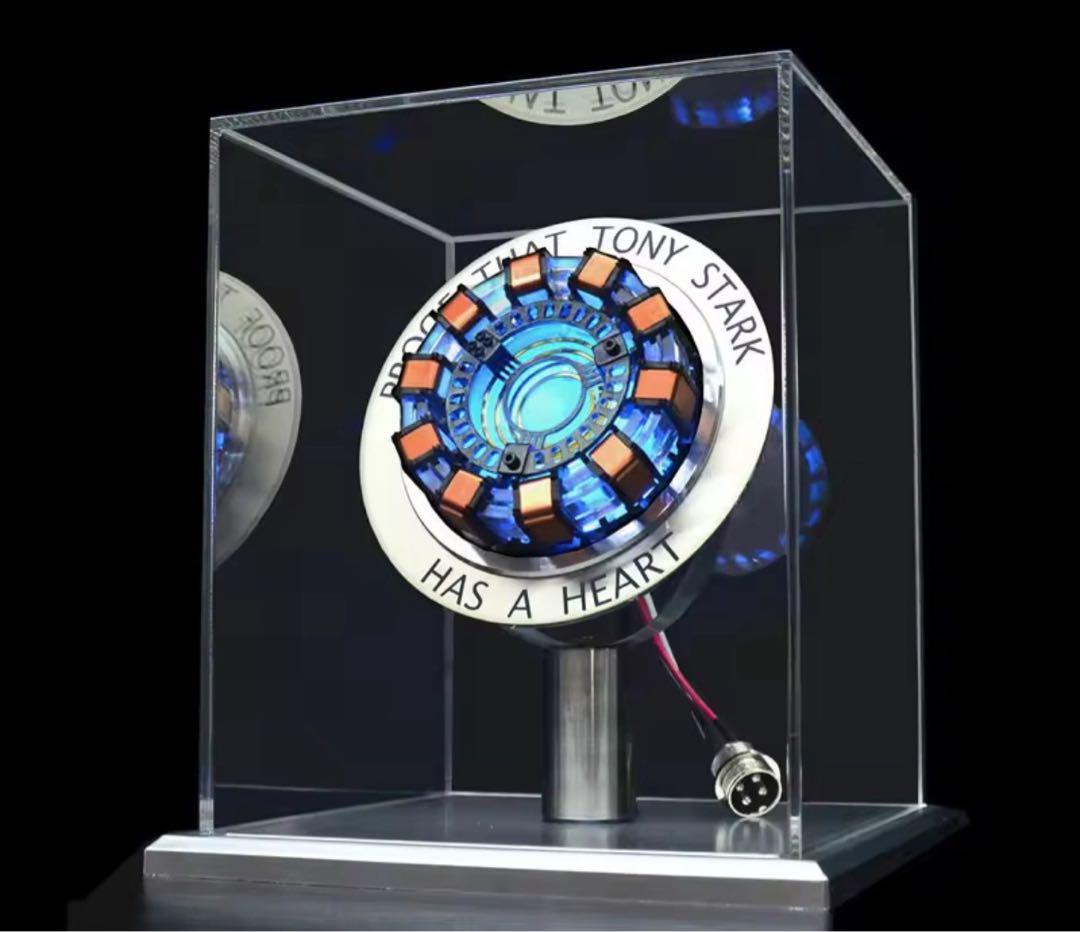 トニー・スターク アーク・リアクター高品質レプリカ