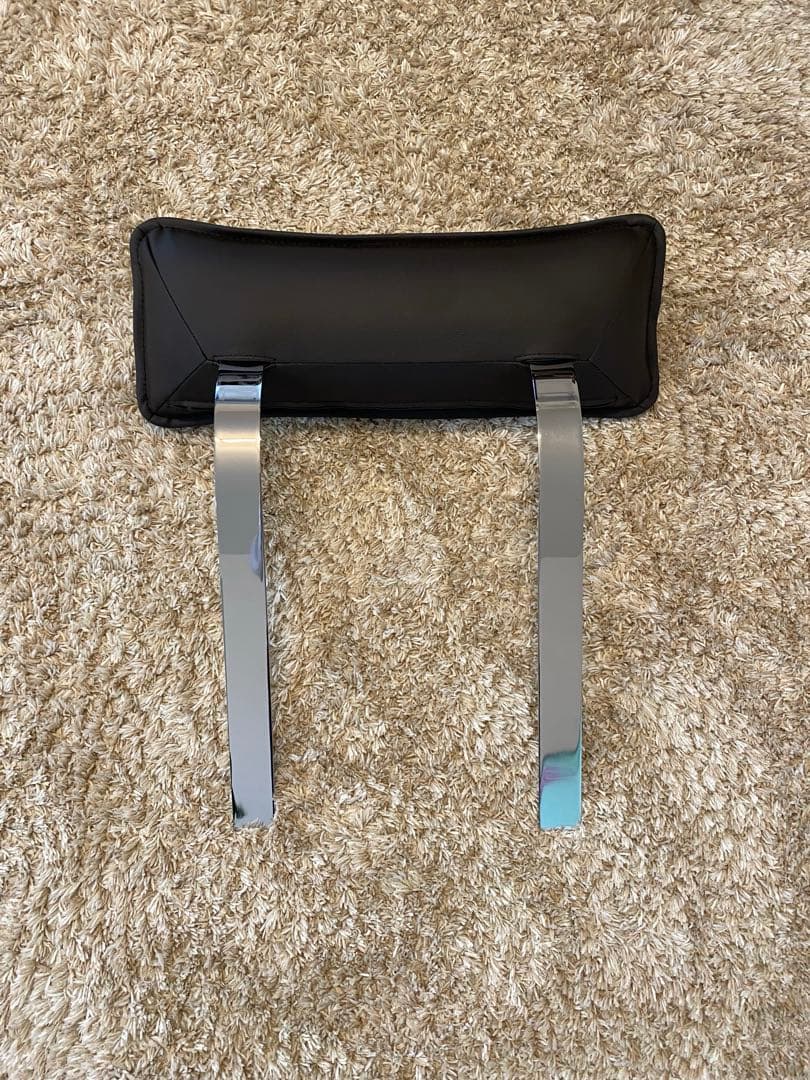 ニトリ　ロゾ　ヘッドレスト