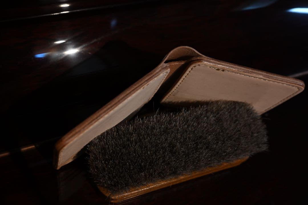 コードバン　二つ折り財布　レーデルオガワ